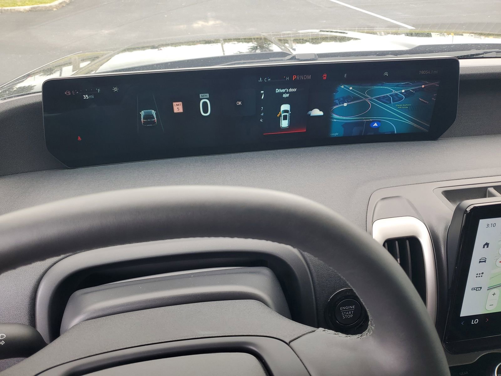 Certified 2025 Ford Expedition Active image 24