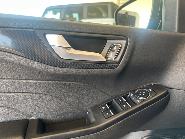Certified 2025 Ford Escape ST-Line AWD/4WD image 11