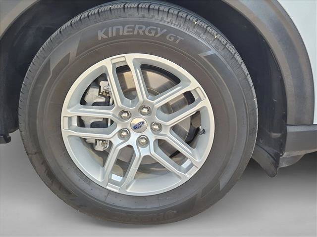 Certified 2025 Ford Explorer Active RWD image 25
