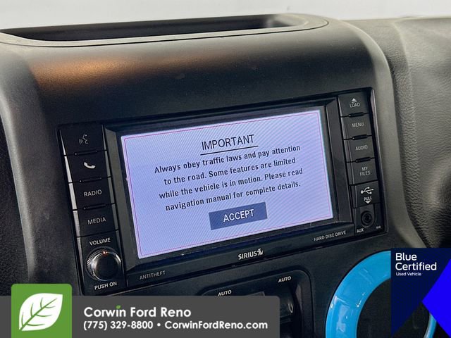 Used 2018 Jeep Wrangler Unlimited Sahara w/ Max Tow Package AWD/4WD image 16
