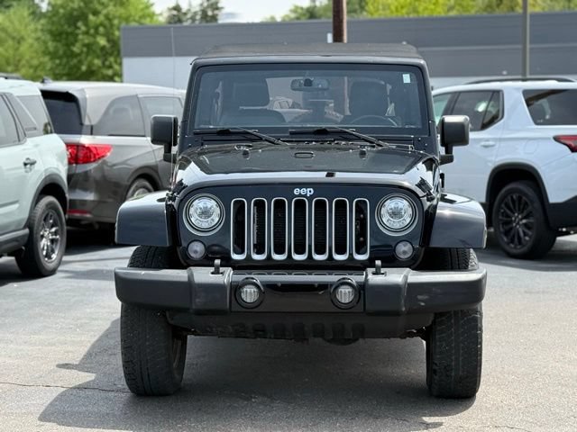 Used 2018 Jeep Wrangler Unlimited Sahara AWD/4WD image 31