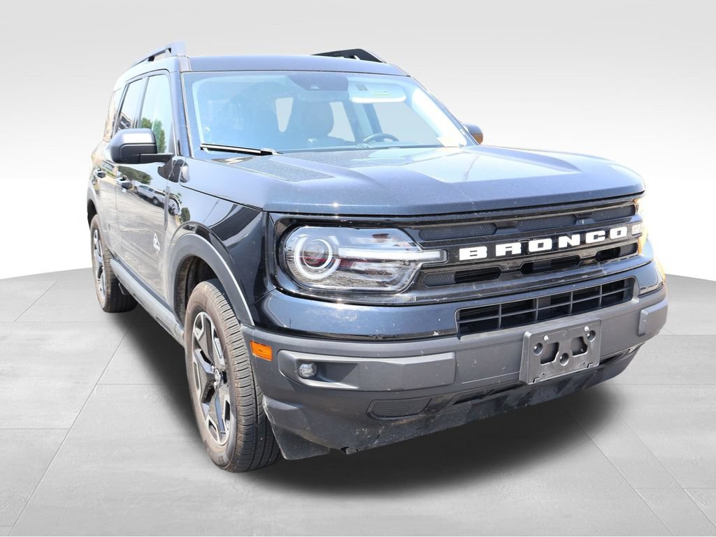 Certified 2024 Ford Bronco Sport Outer Banks w/ Tech Package AWD/4WD image 11