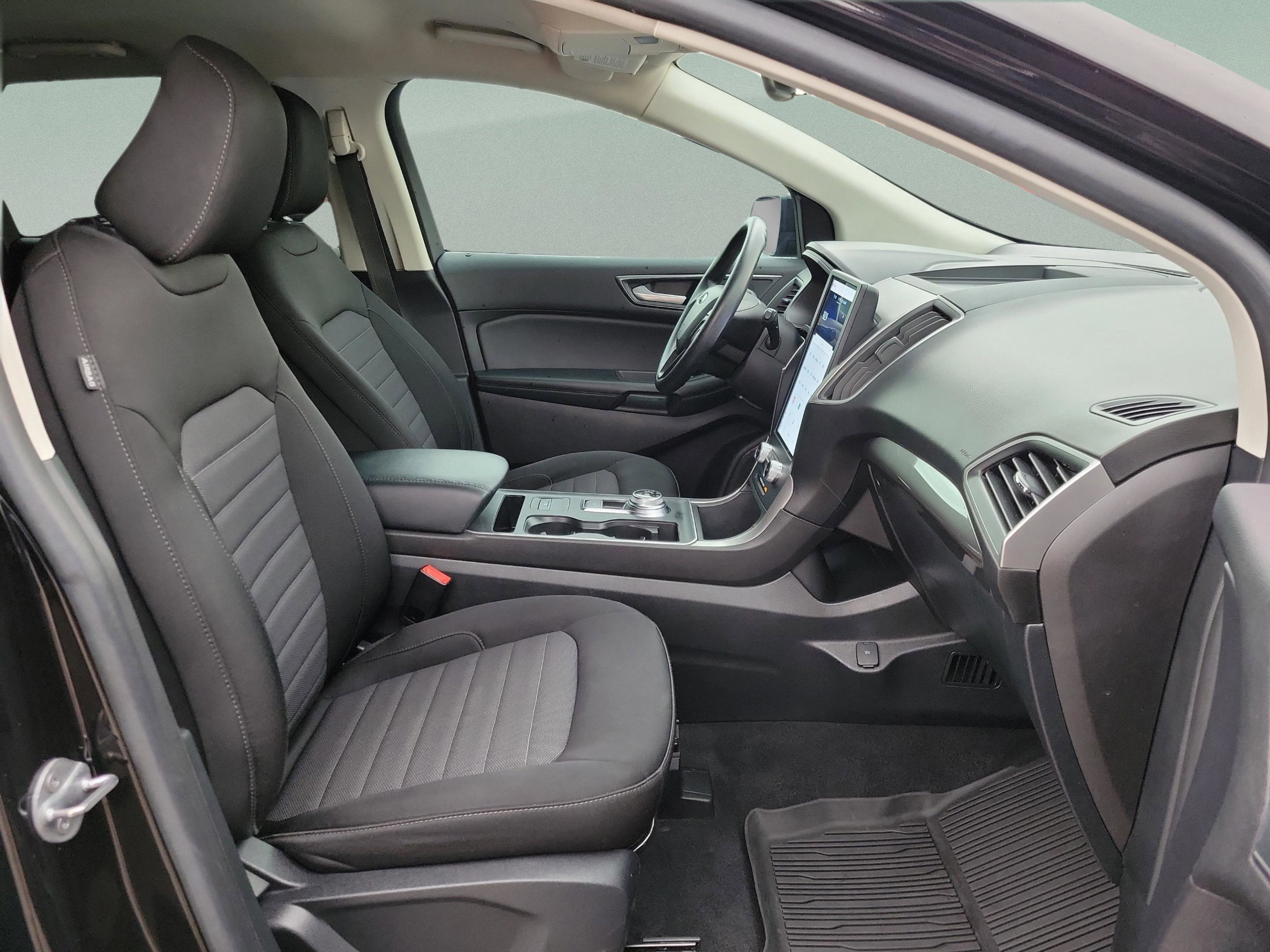 Certified 2022 Ford Edge SE w/ Black Appearance Package image 30