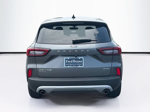 Certified 2025 Ford Escape Active AWD/4WD image 7