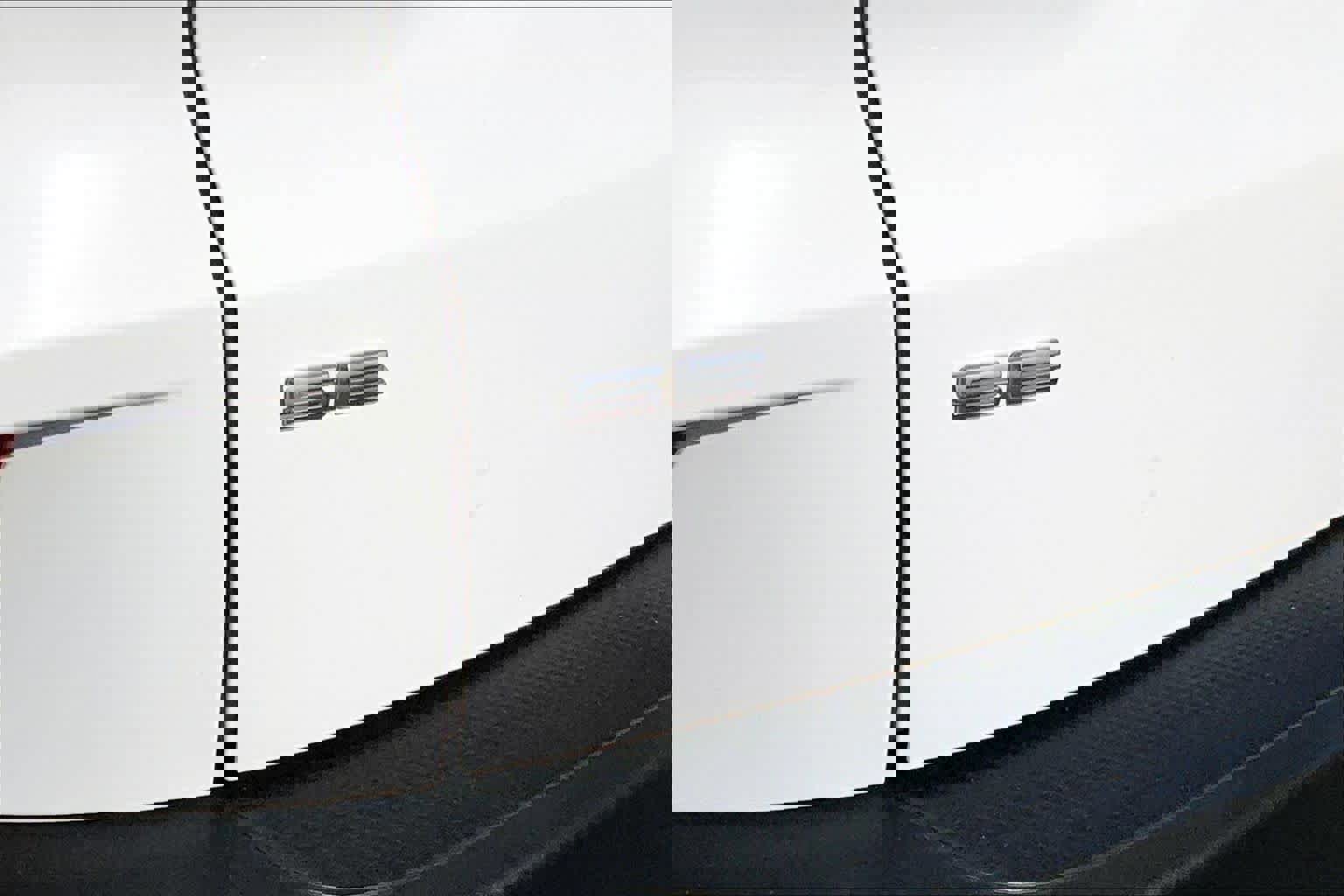 Certified 2022 Ford Escape SE w/ SE Sport Appearance Package FWD image 12