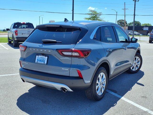 Certified 2023 Ford Escape Active w/ Tech Pack #2 AWD/4WD image 5