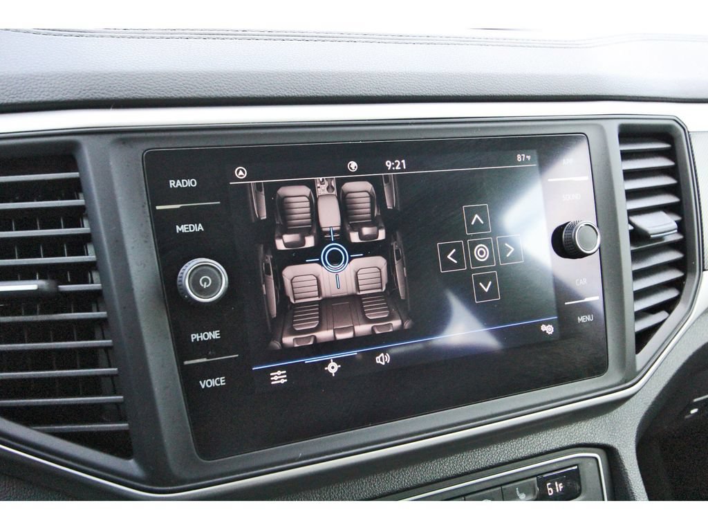 Used 2021 Volkswagen Atlas Cross Sport SE FWD image 23