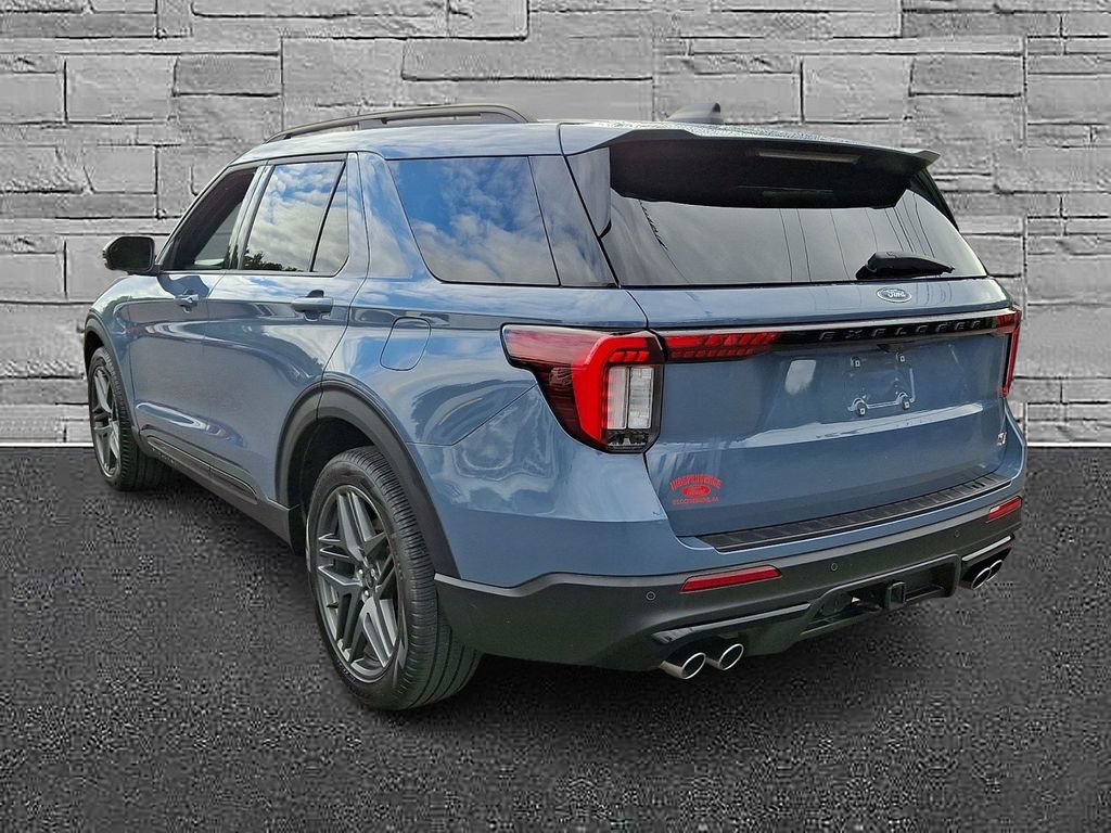 Certified 2025 Ford Explorer ST w/ Sun And Sound Package AWD/4WD image 8