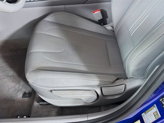 Used 2021 Hyundai Elantra SEL w/ Convenience Package FWD image 23