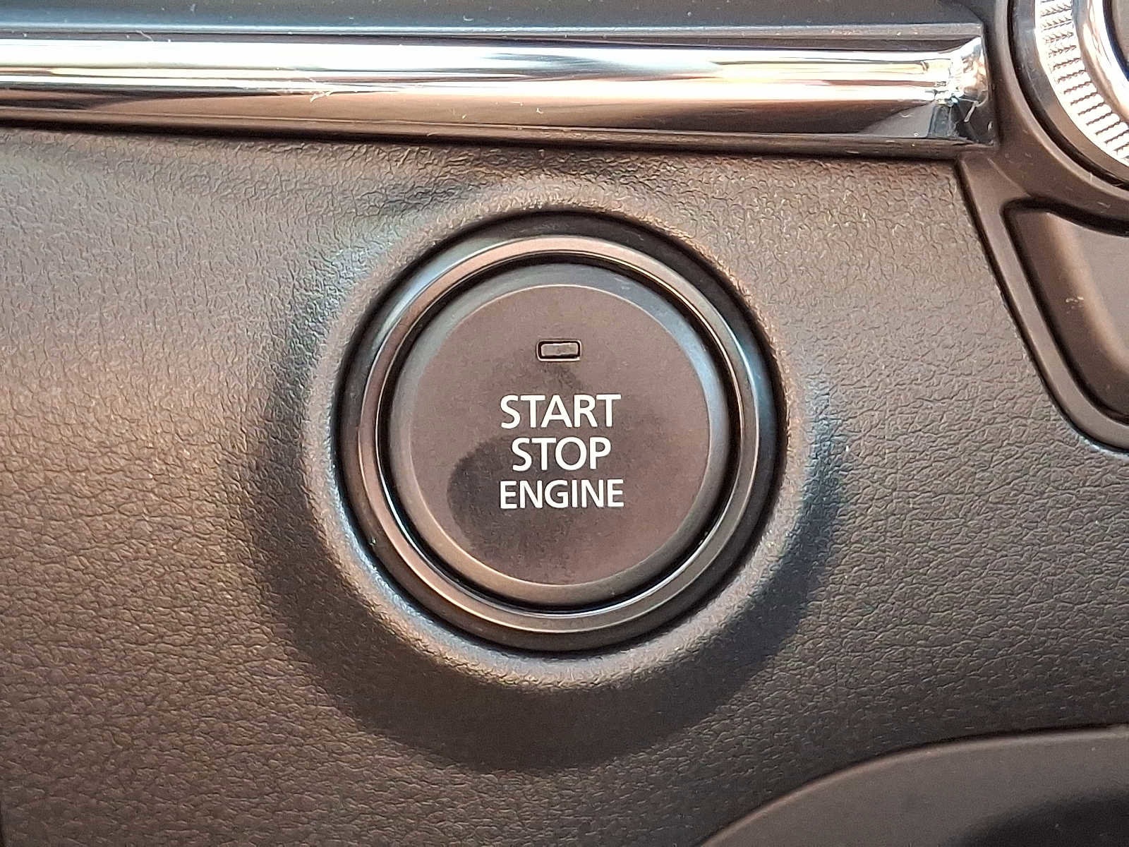Used 2023 MAZDA MAZDA3 s FWD image 25