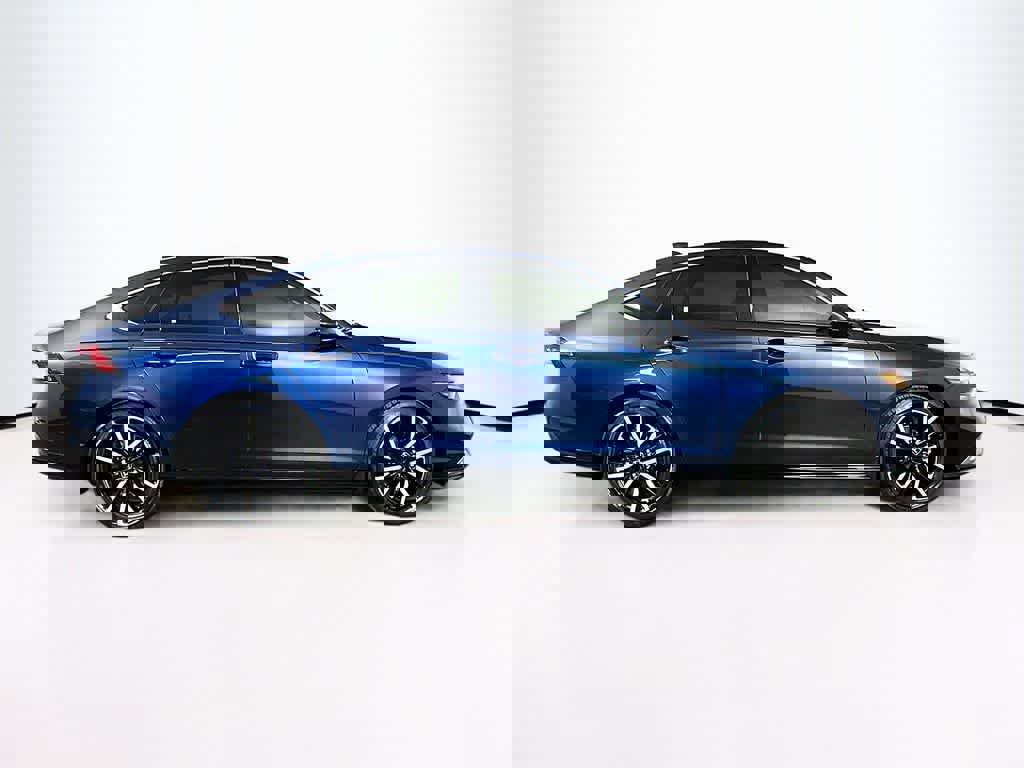 Used 2024 Honda Accord Touring image 25