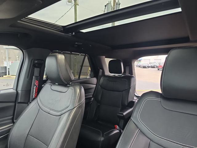 Certified 2022 Ford Explorer ST w/ Equipment Group 401A AWD/4WD image 22
