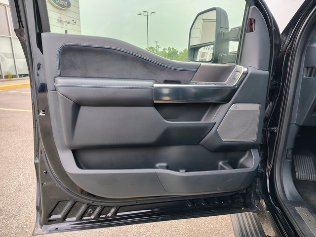 Certified 2025 Ford F150 Platinum w/ FX4 Off-Road Package AWD/4WD image 10