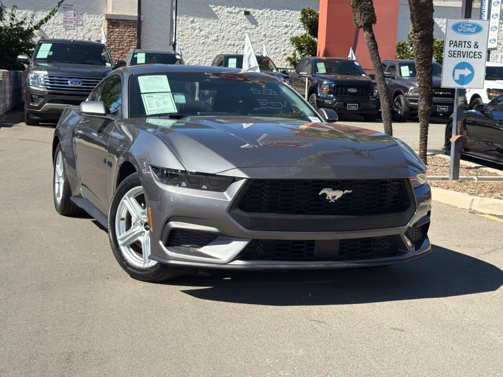 Certified 2026 Ford Mustang Coupe RWD image 3