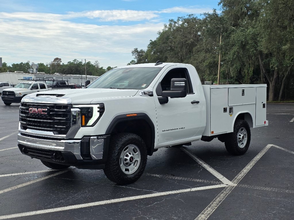 Used 2024 GMC Sierra 2500 Pro w/ Convenience Package AWD/4WD image 11