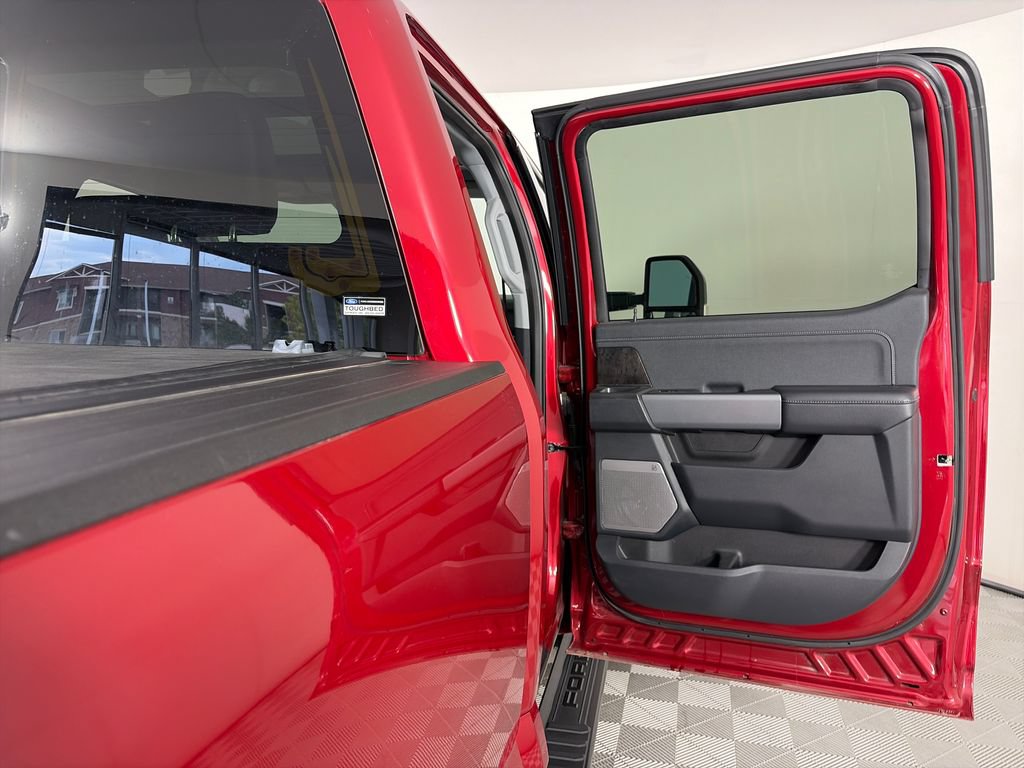 Certified 2024 Ford F250 Lariat w/ Lariat Ultimate Package AWD/4WD image 28