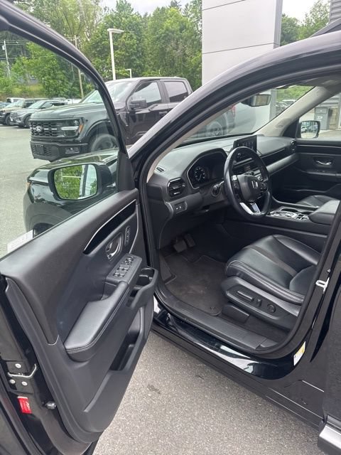 Used 2023 Honda Pilot Touring image 16