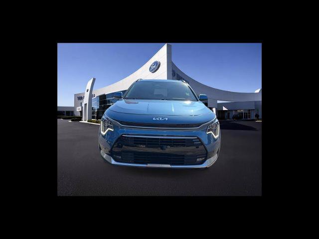Used 2024 Kia Niro FWD image 2