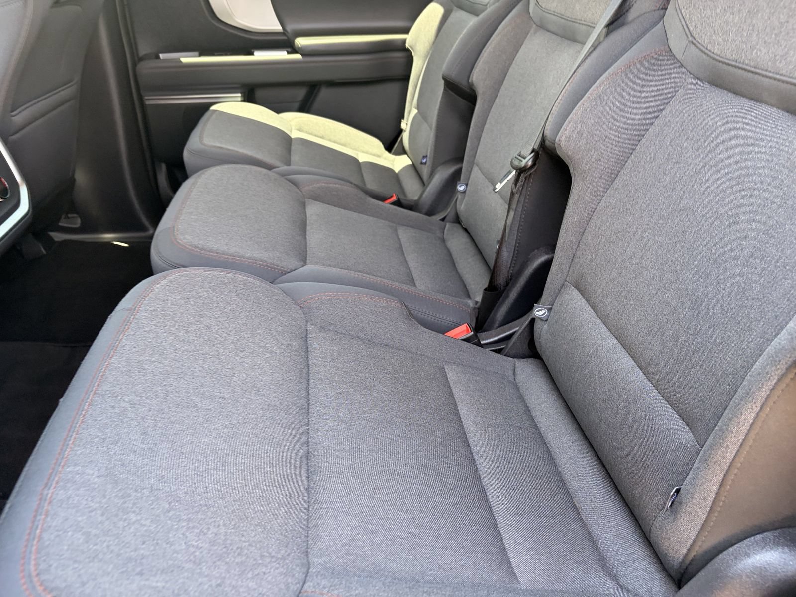 Certified 2025 Ford Expedition Active AWD/4WD image 14