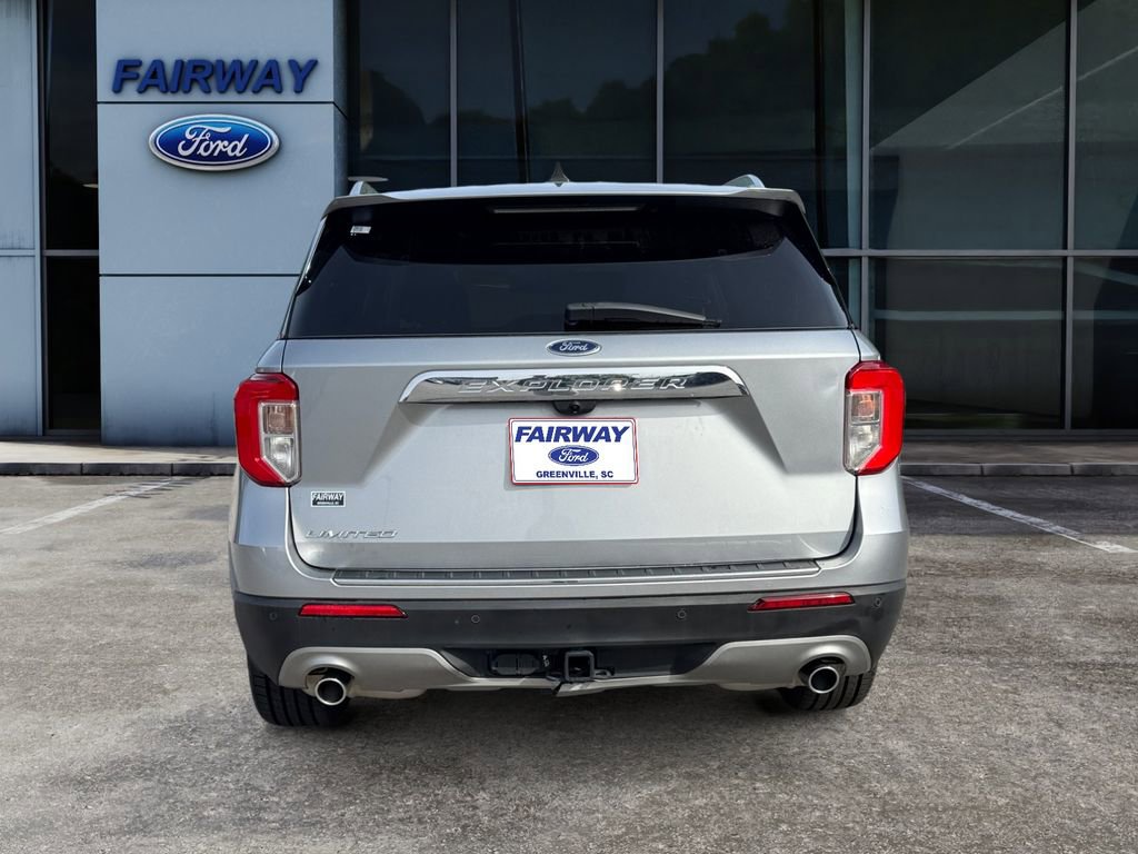 Certified 2022 Ford Explorer Limited w/ Equipment Group 301A image 5