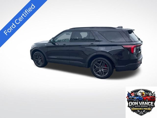 Certified 2025 Ford Explorer ST-Line w/ ST-Line Street Pack AWD/4WD image 3