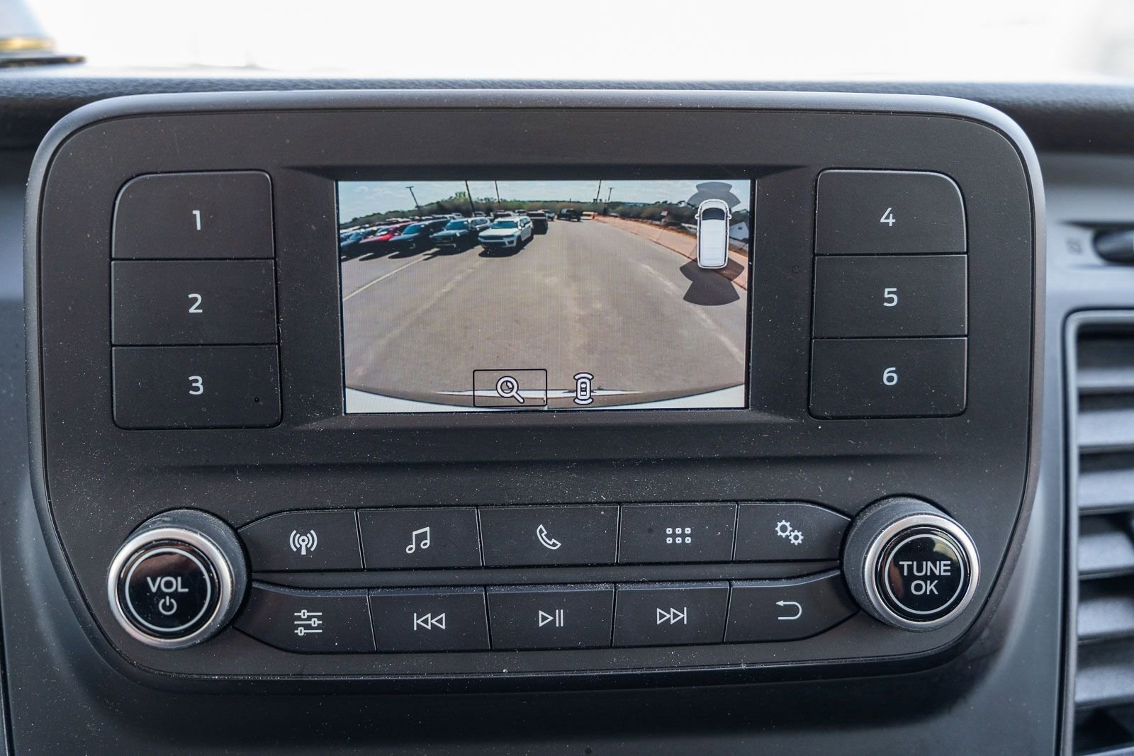 Certified 2021 Ford Transit 350 XLT image 37