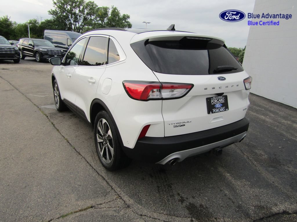Certified 2020 Ford Escape Titanium AWD/4WD image 8