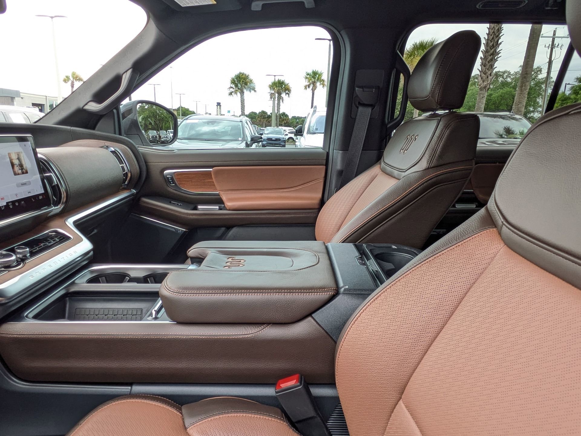 Certified 2025 Ford Expedition King Ranch AWD/4WD image 24