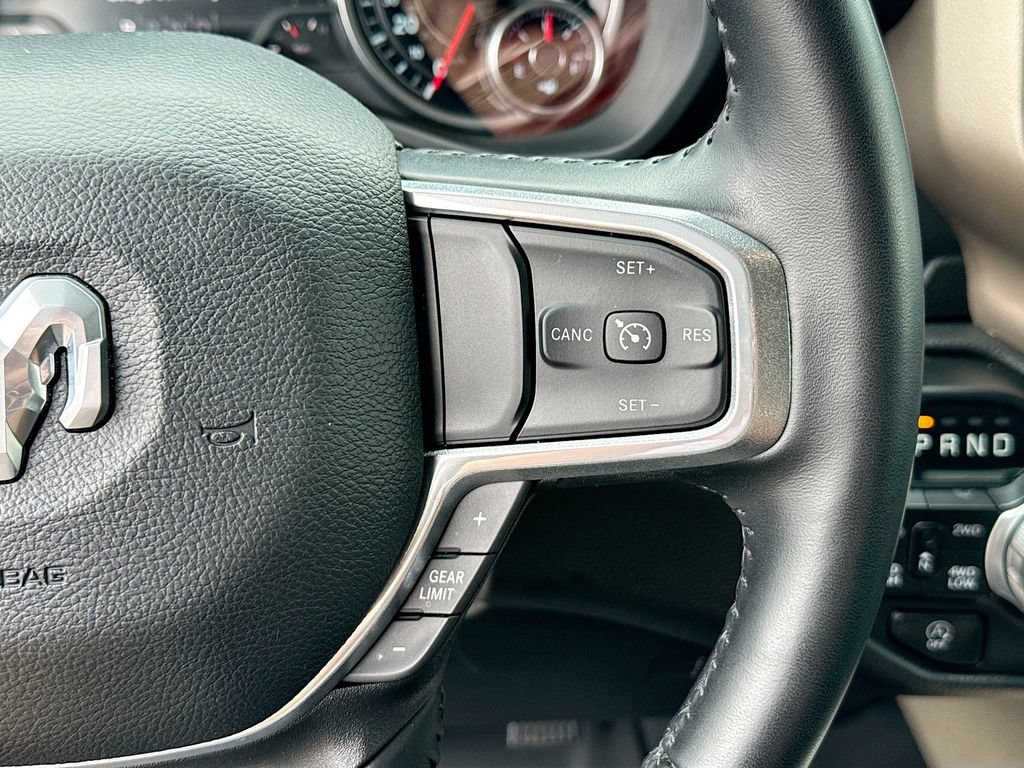 Used 2022 RAM 1500 Laramie AWD/4WD image 14