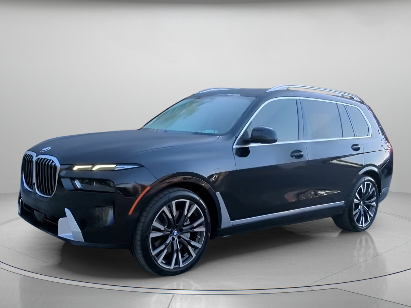 Used 2025 BMW X7 xDrive40i w/ Premium Package AWD/4WD image 13