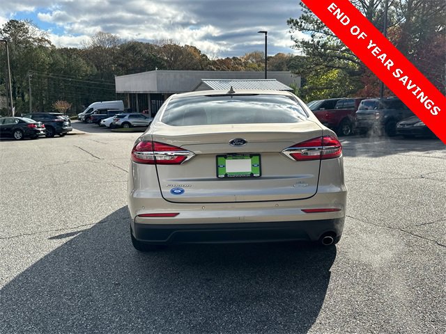 Certified 2019 Ford Fusion SE image 6