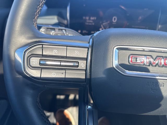 Used 2024 GMC Acadia AT4 w/ Luxury Package image 12