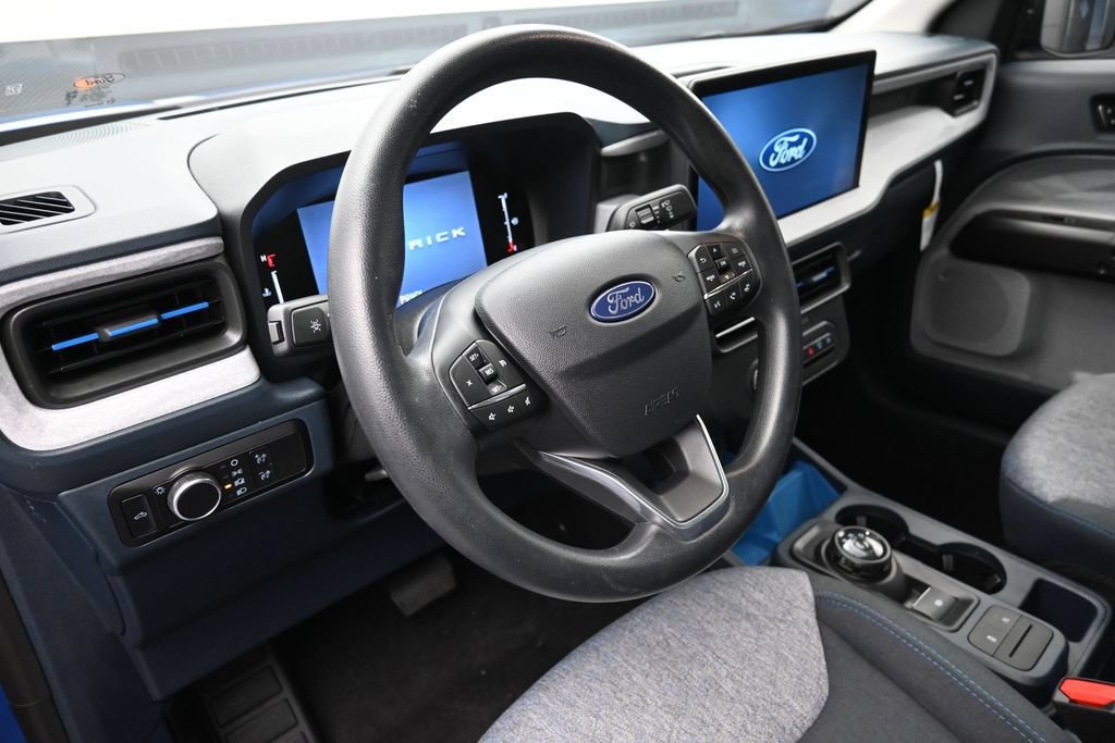 Certified 2025 Ford Maverick XLT w/ Equipment Group 302A AWD/4WD image 17