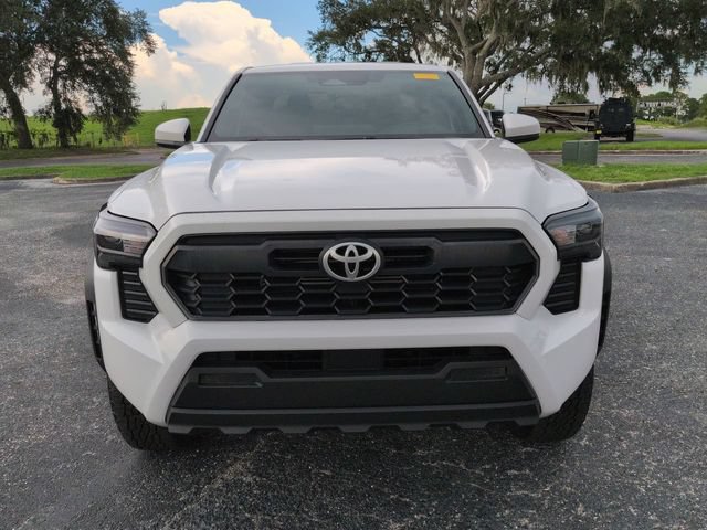 Used 2024 Toyota Tacoma TRD Off-Road AWD/4WD image 3