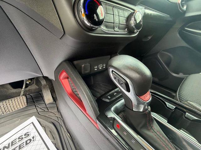 Used 2023 Chevrolet TrailBlazer RS AWD/4WD image 28