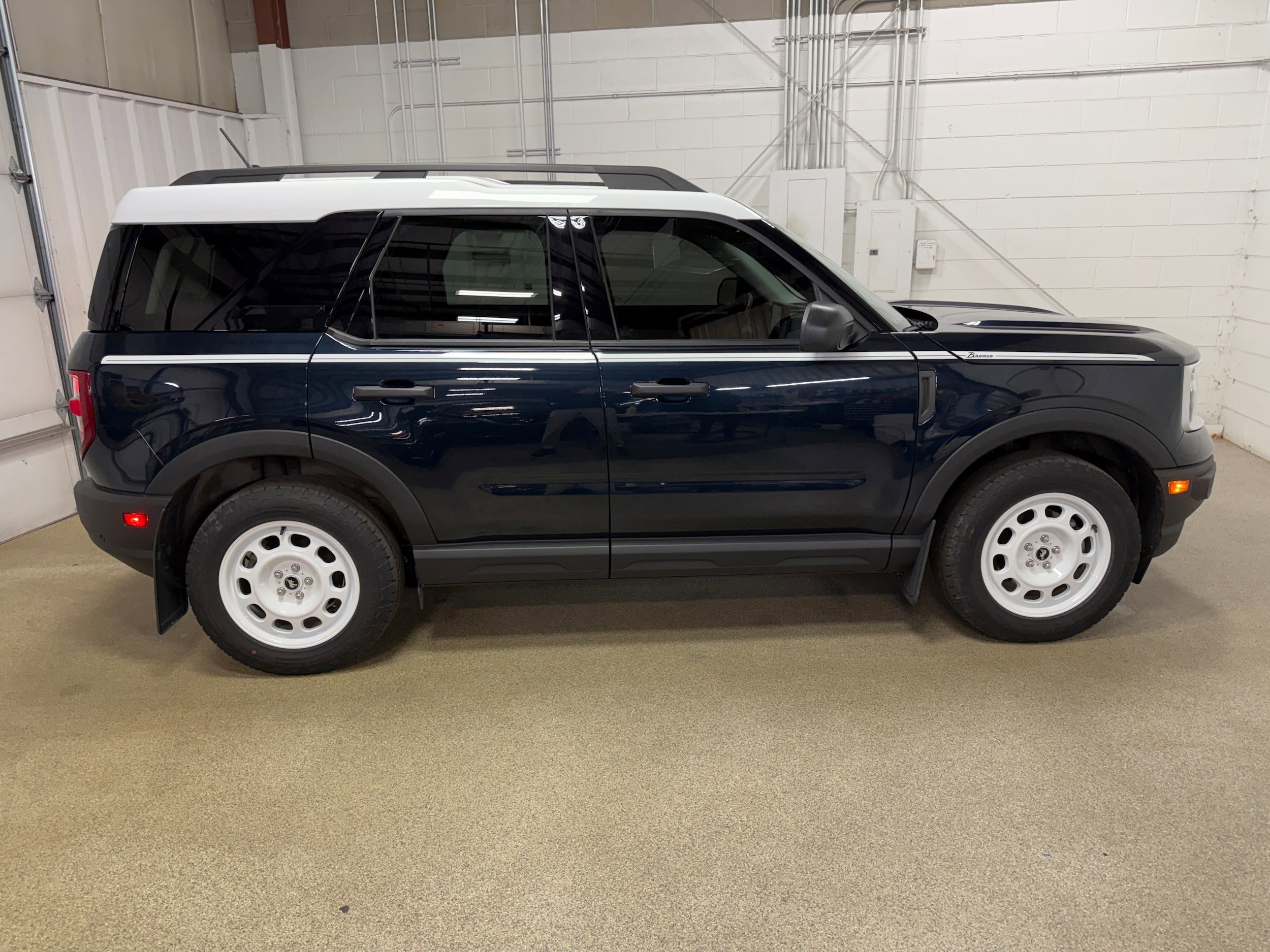 Certified 2023 Ford Bronco Sport Heritage w/ Heritage Convenience Package AWD/4WD image 7