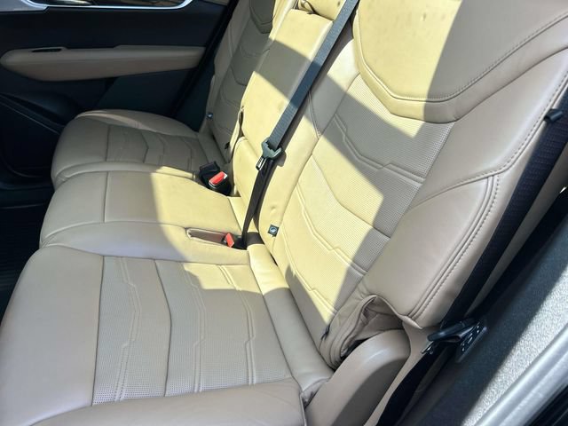 Used 2025 Cadillac XT6 Premium Luxury w/ Platinum Package AWD/4WD image 20
