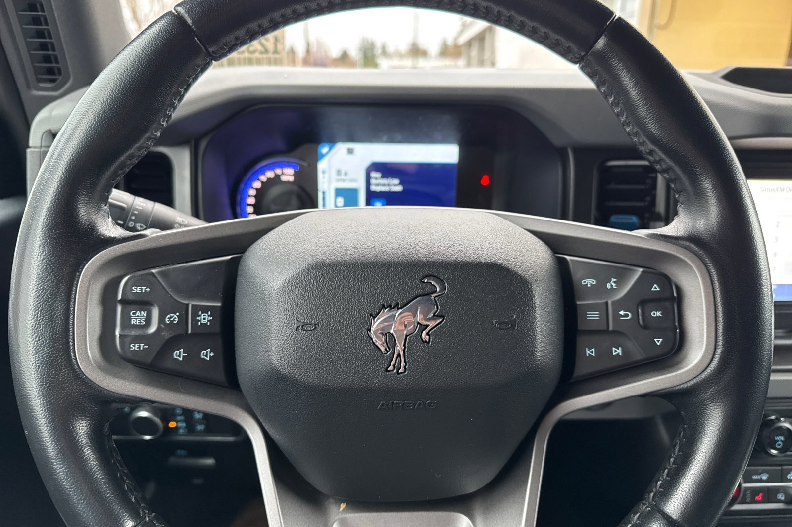 Certified 2021 Ford Bronco Black Diamond image 24