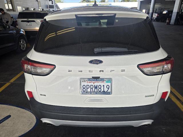 Certified 2020 Ford Escape SE image 9