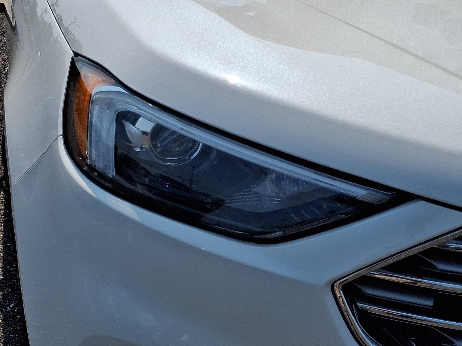 Certified 2022 Ford Edge Titanium AWD/4WD image 9
