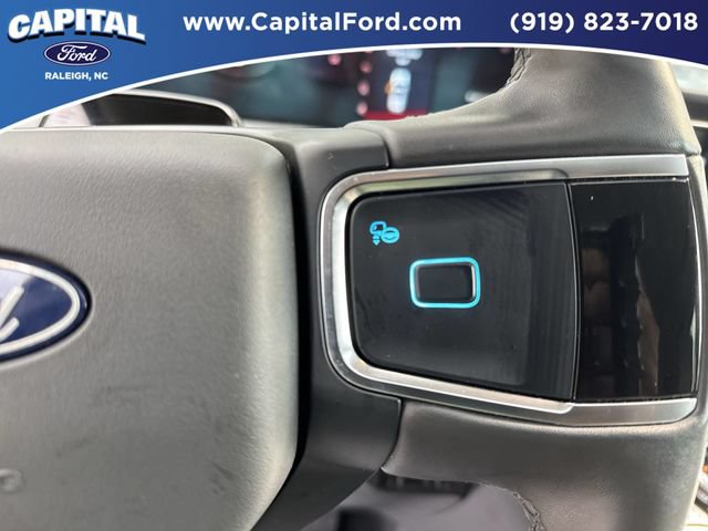 Certified 2025 Ford Expedition Active AWD/4WD image 24