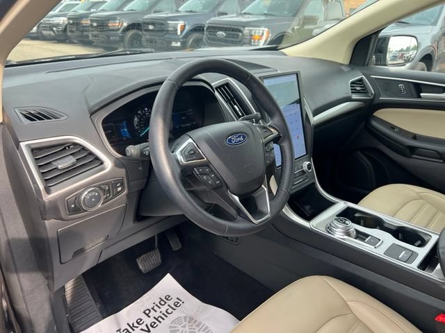 Certified 2024 Ford Edge SEL w/ Convenience Package AWD/4WD image 6