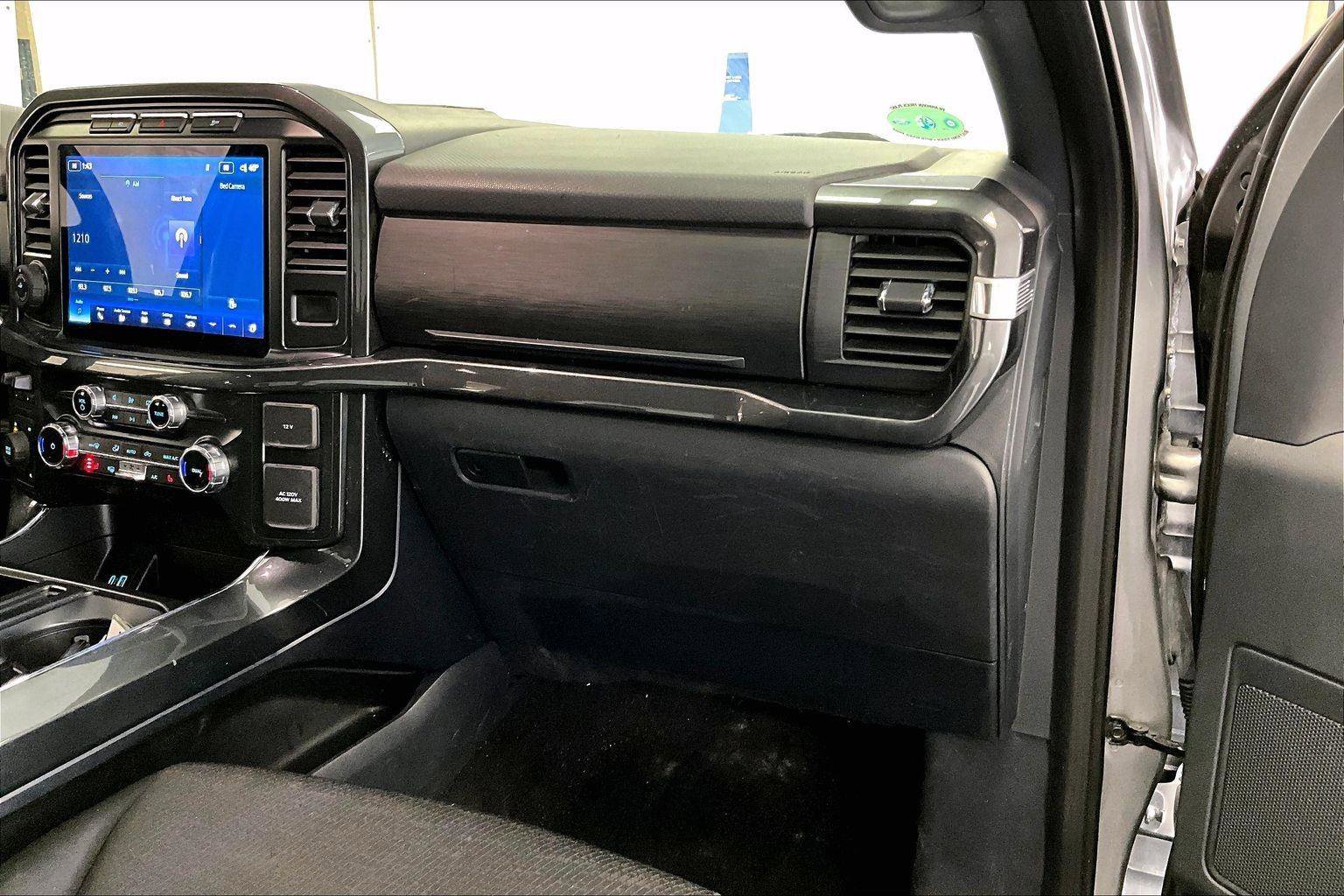 Certified 2022 Ford F150 XLT w/ Equipment Group 302A High image 15