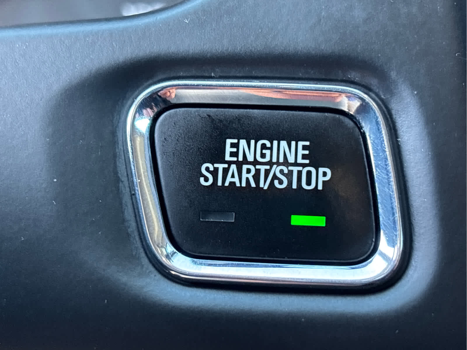 Used 2023 GMC Acadia SLE w/ Driver Convenience Package image 22