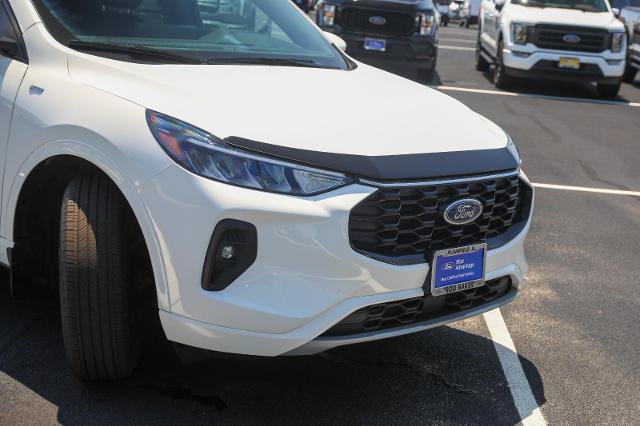 Certified 2023 Ford Escape ST-Line Select w/ Tech Pack #1 AWD/4WD image 6