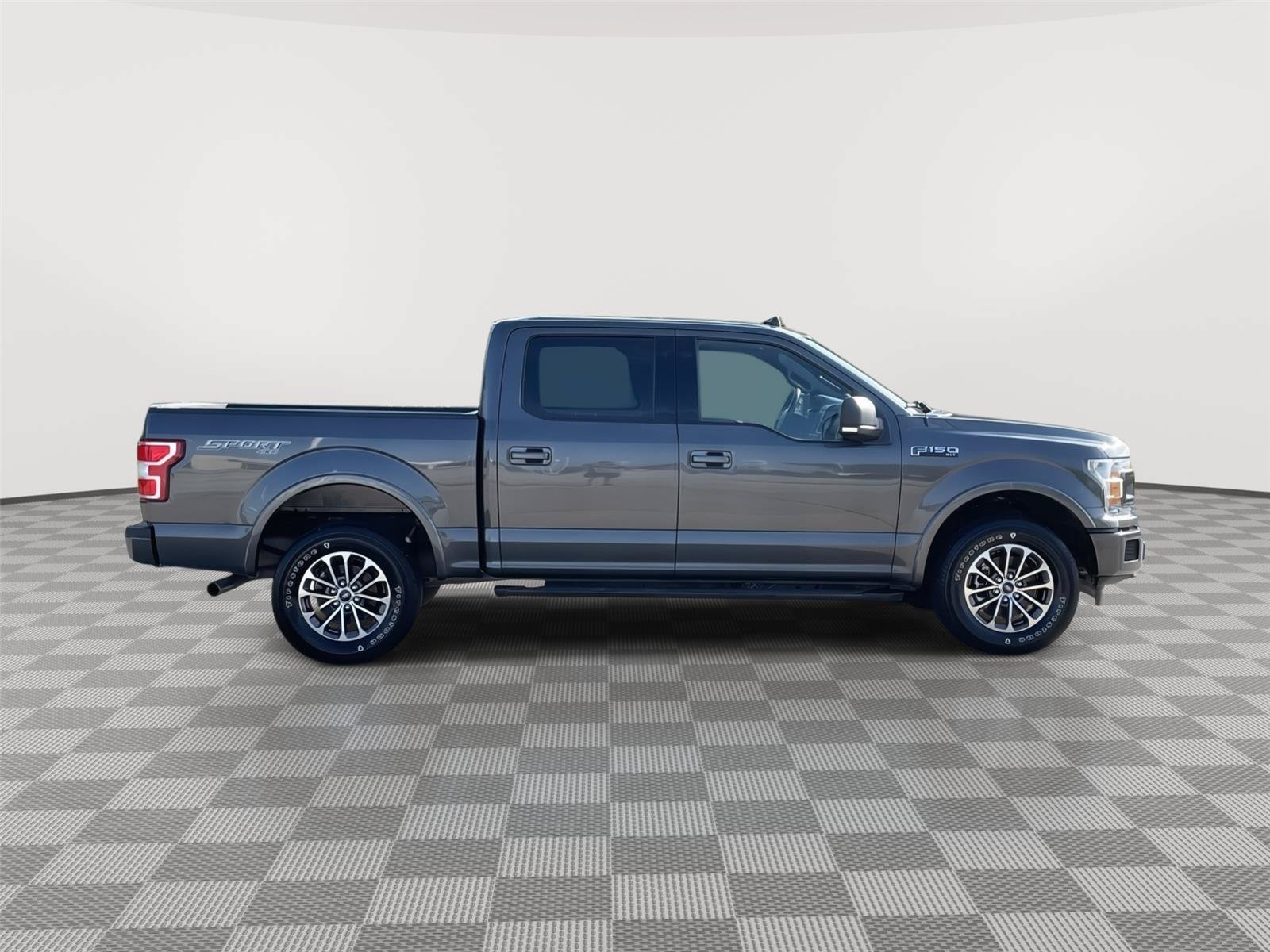 Certified 2019 Ford F150 XLT w/ Equipment Group 302A Luxury AWD/4WD image 6