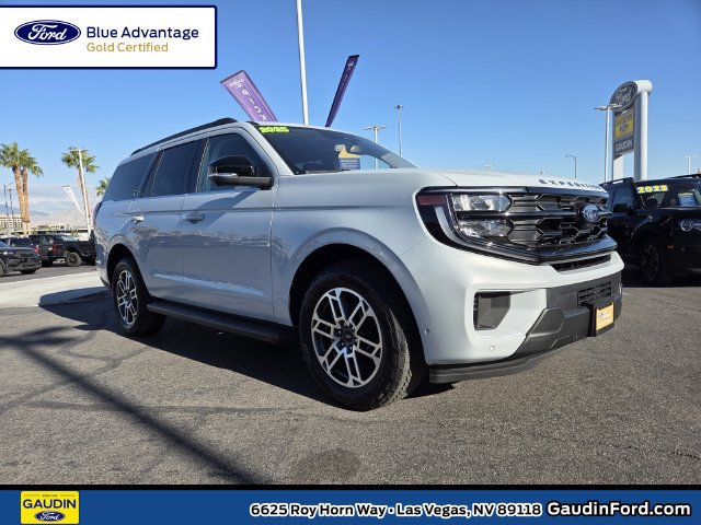 Certified 2025 Ford Expedition Active AWD/4WD image 1