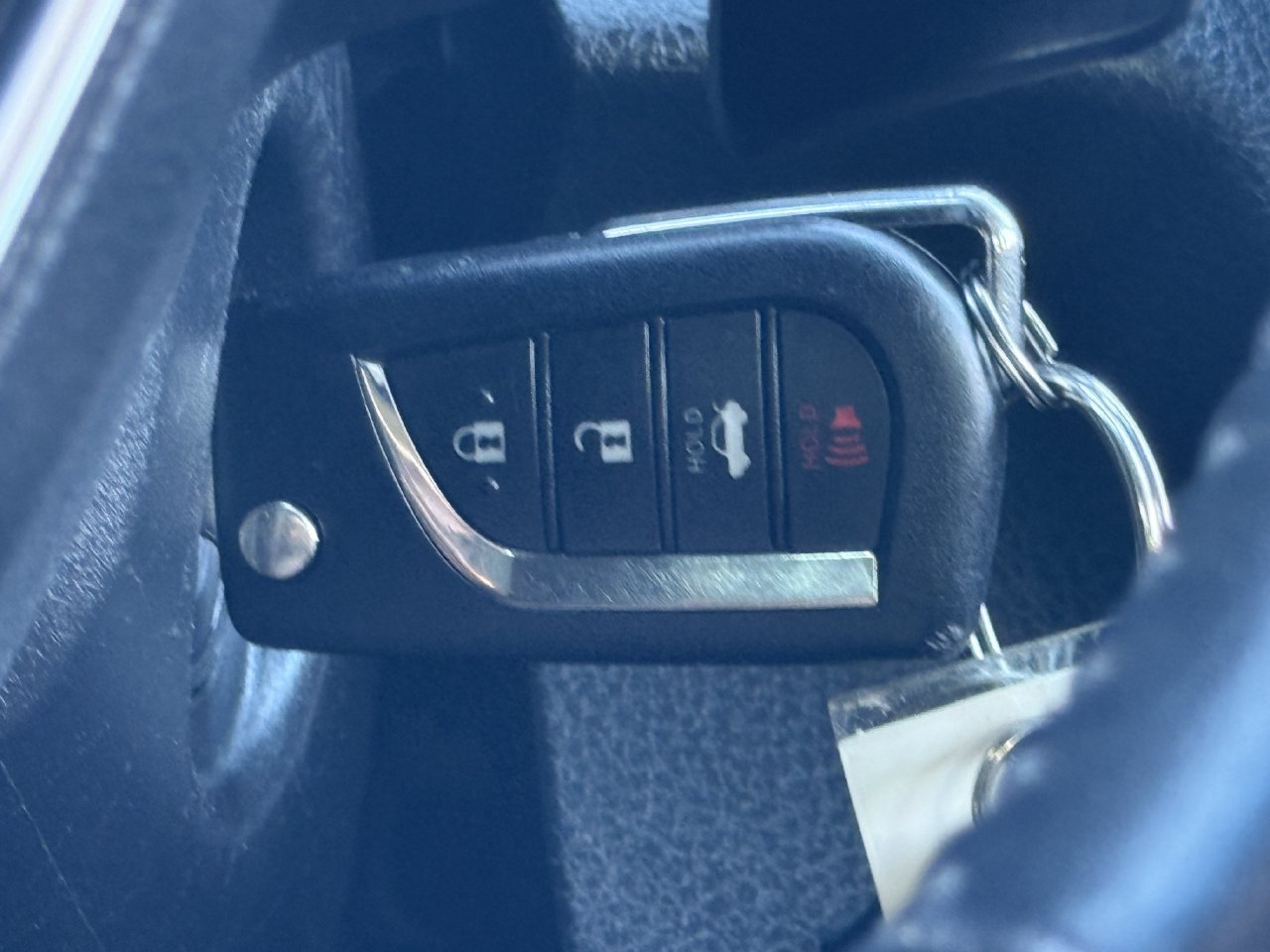 Used 2020 Toyota Camry SE FWD image 23