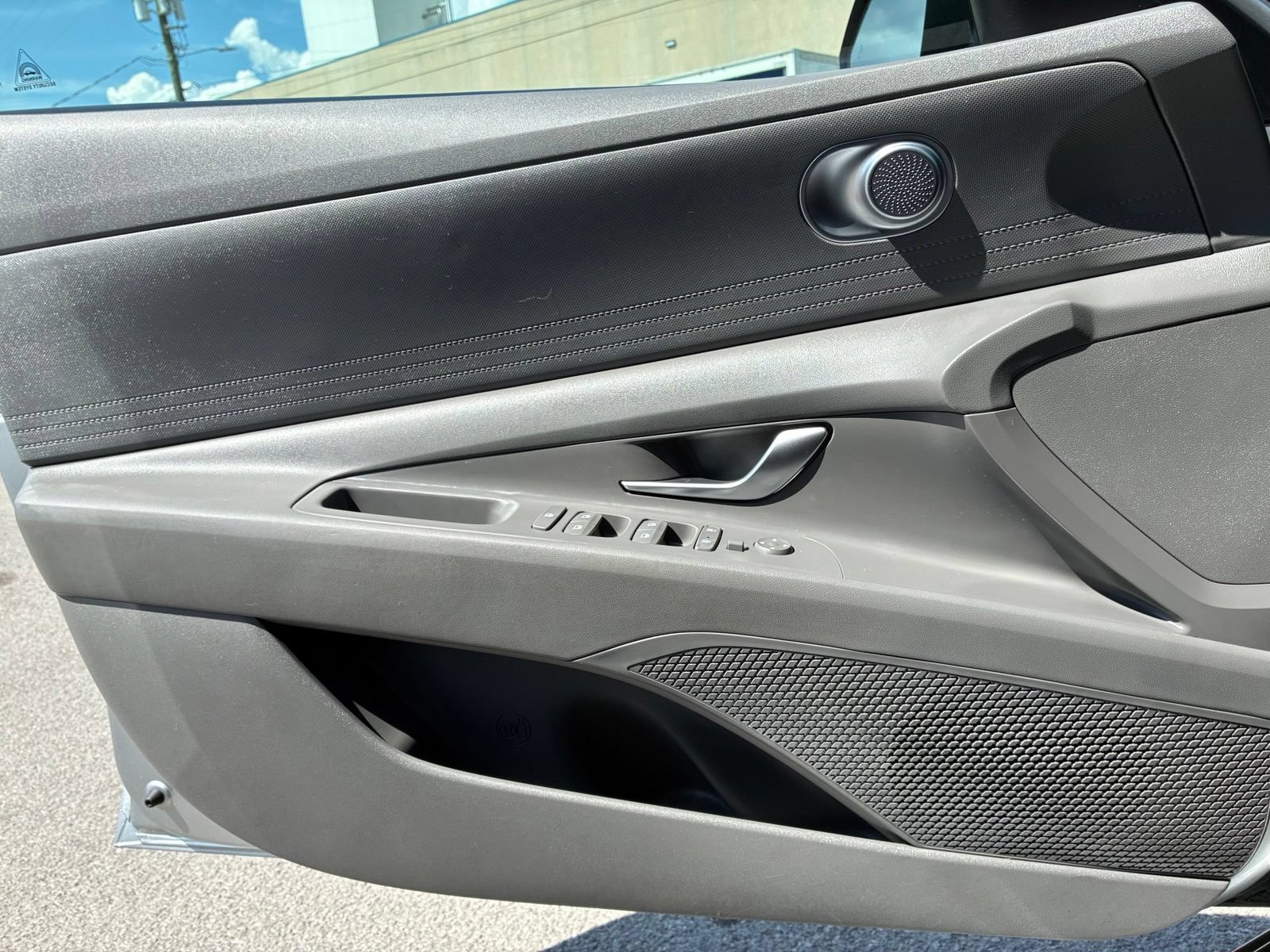Used 2022 Hyundai Elantra SEL w/ Cargo Package FWD image 10
