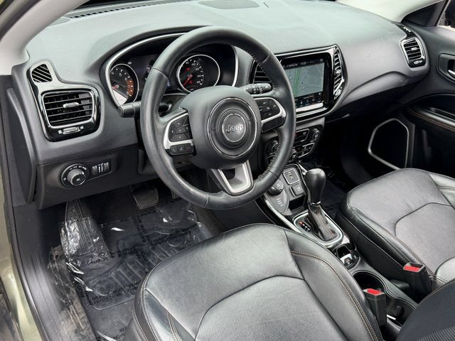 Used 2017 Jeep Compass Limited w/ Navigation Group AWD/4WD image 34